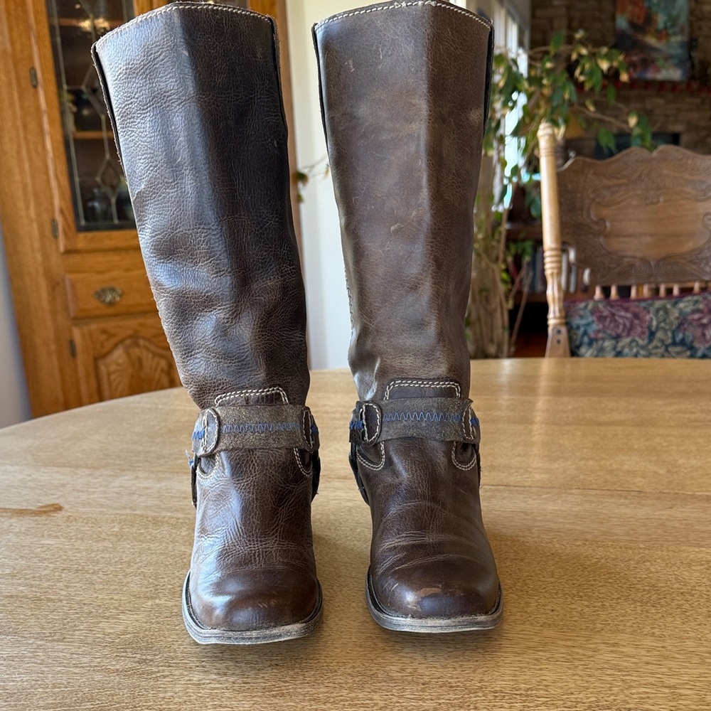 Bed Stu Brown Leather Boots